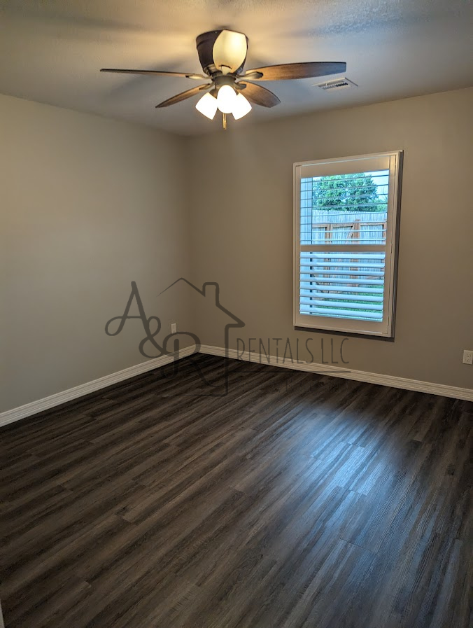 2003 E Cow Creek Ln #1 - Photo 4 of 15