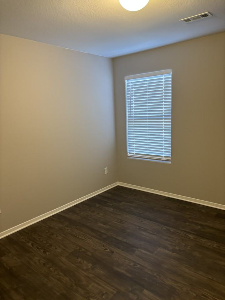 227 E Anabranch Ct #1 - Photo 5 of 12