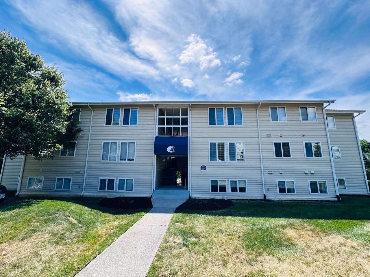 1775 Liberty Ln #66 - Photo 2 of 7