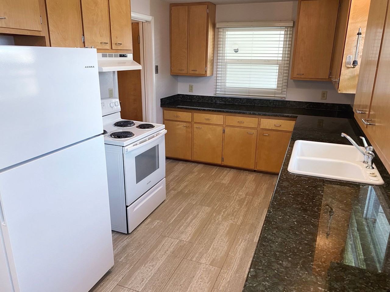 117 S 19th Ave - Photo 6 of 10