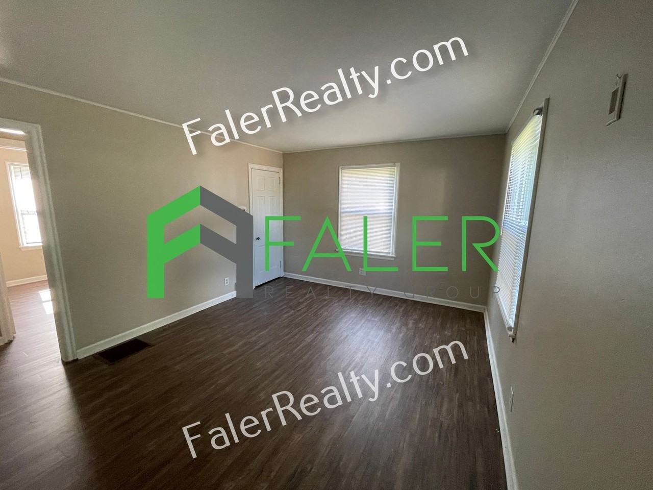 2210 Craig Dr - Photo 2 of 9