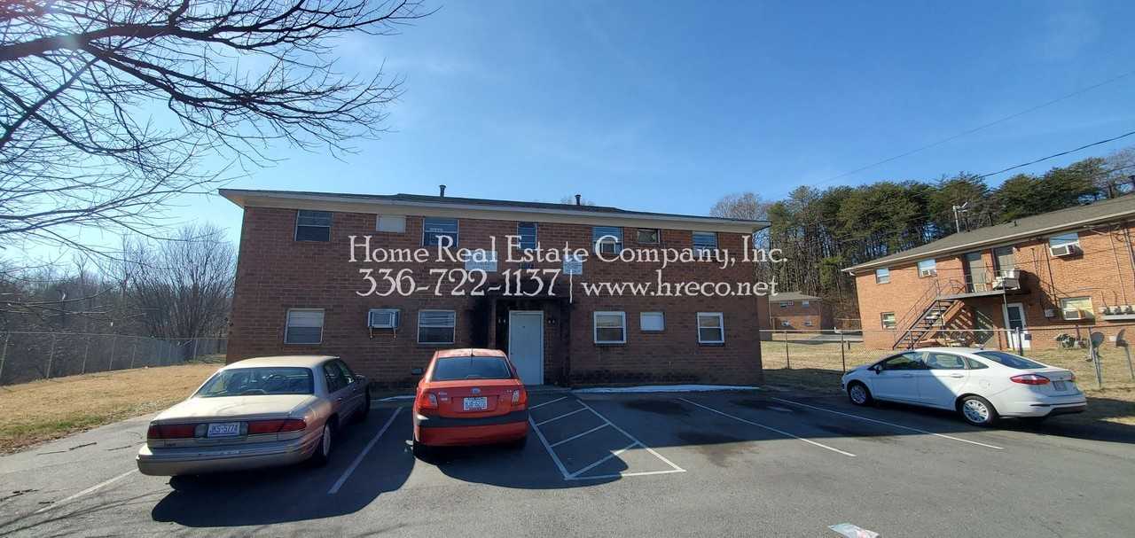 1982 Maryland Ave #C - Photo 2 of 9