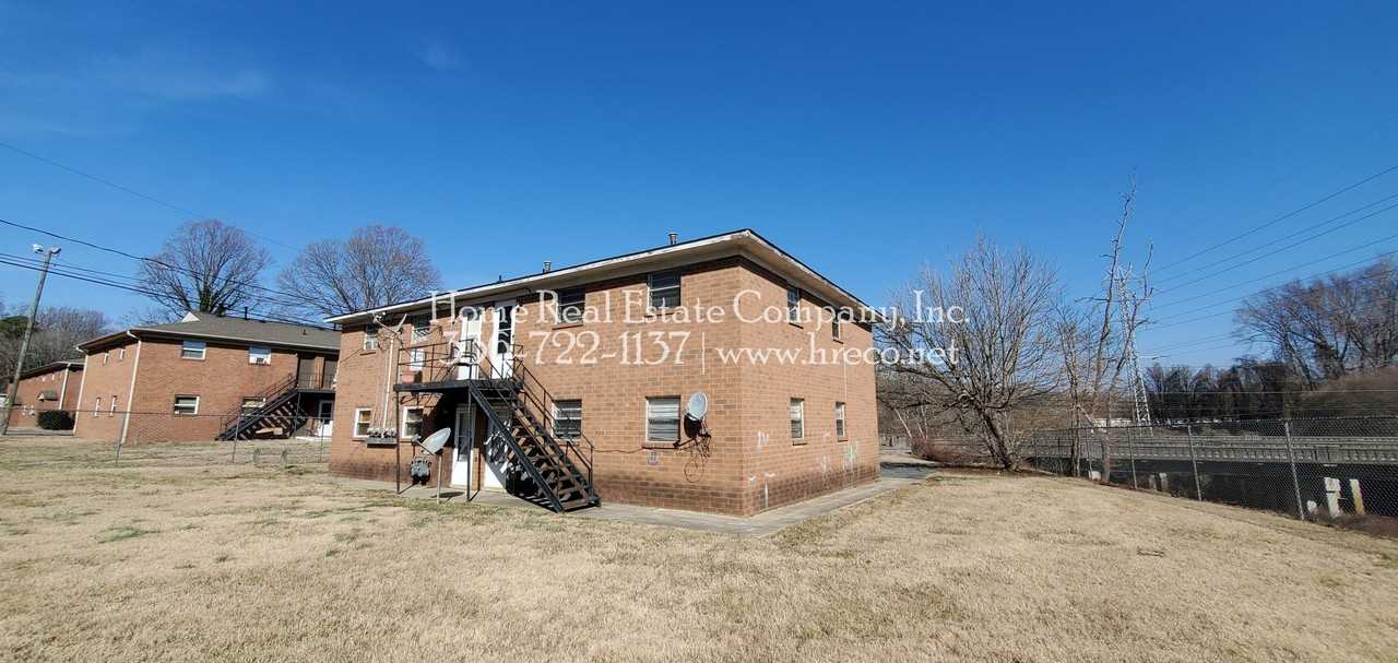 1982 Maryland Ave #C - Photo 3 of 9