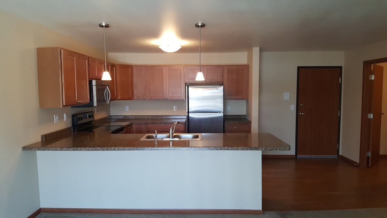 Stonebrook 1 - Photo 4 of 35