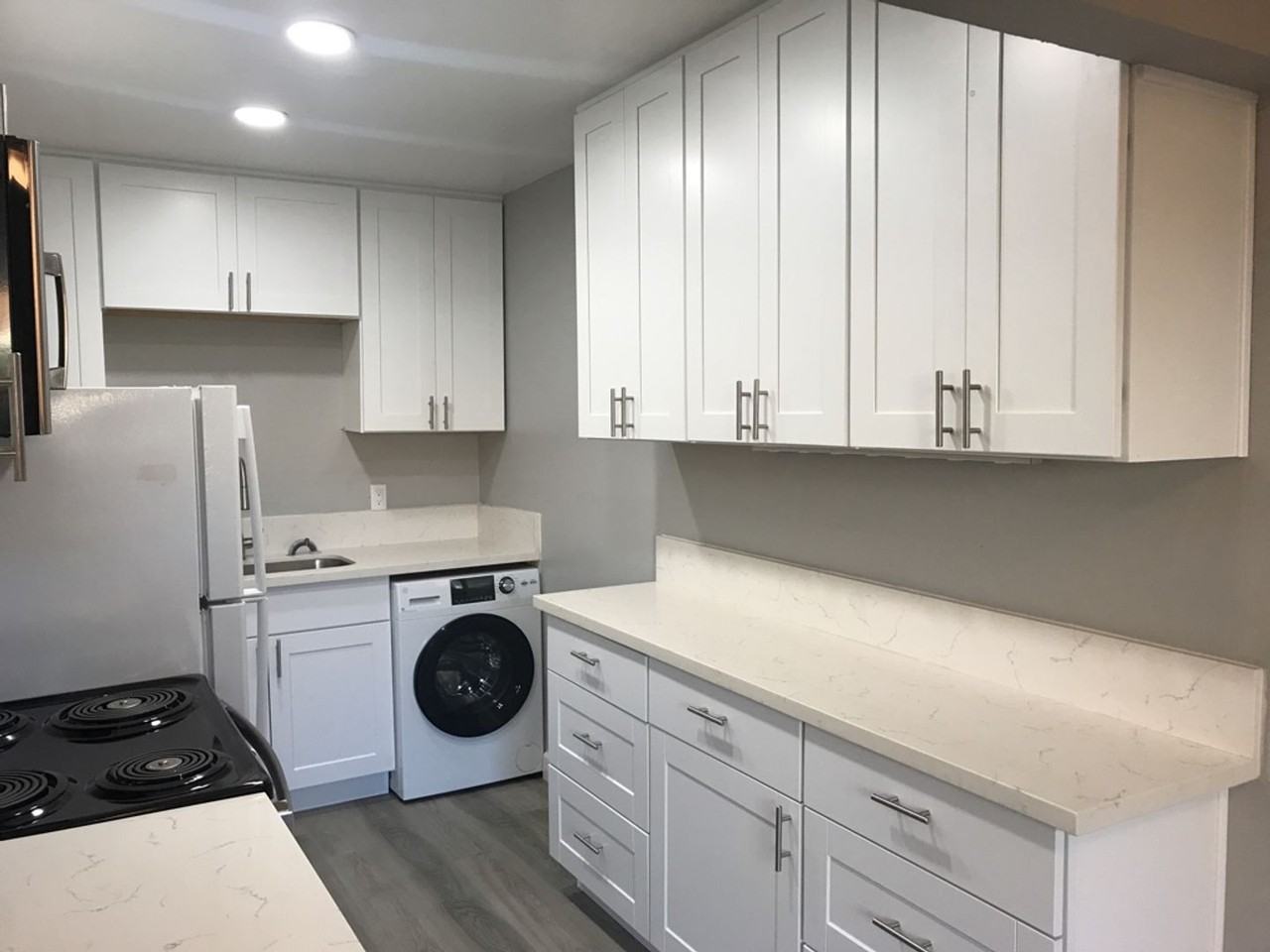 828 D St - Photo 4 of 31