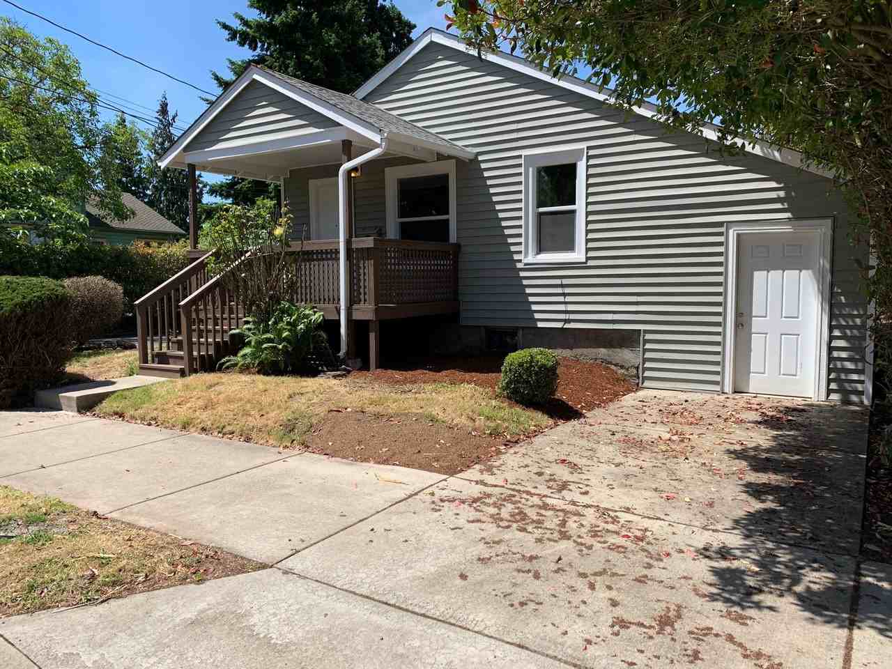 2500 Harney St - Photo 2 of 19