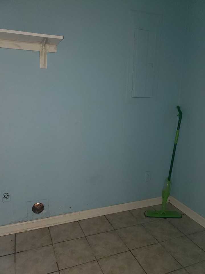 727 Macey St - Photo 5 of 7