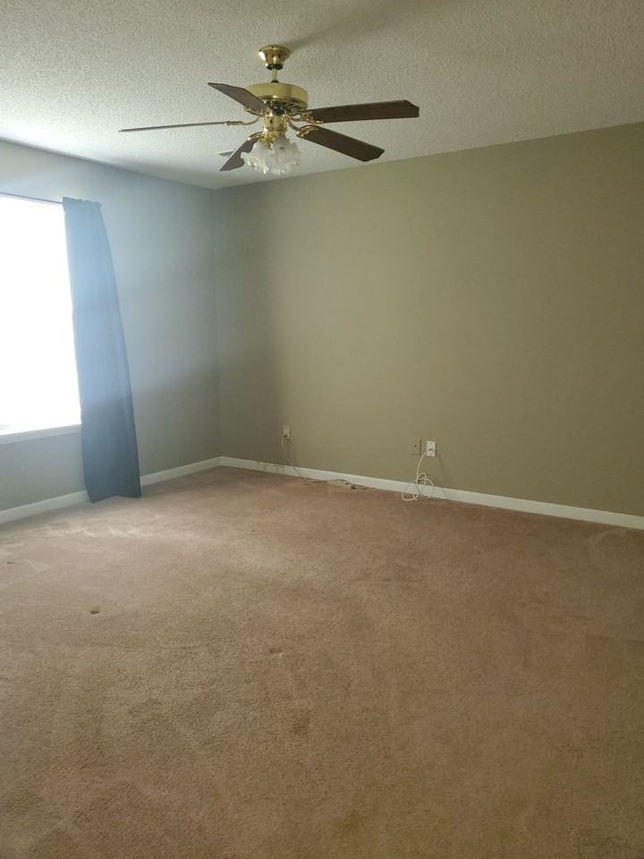 727 Macey St - Photo 7 of 7