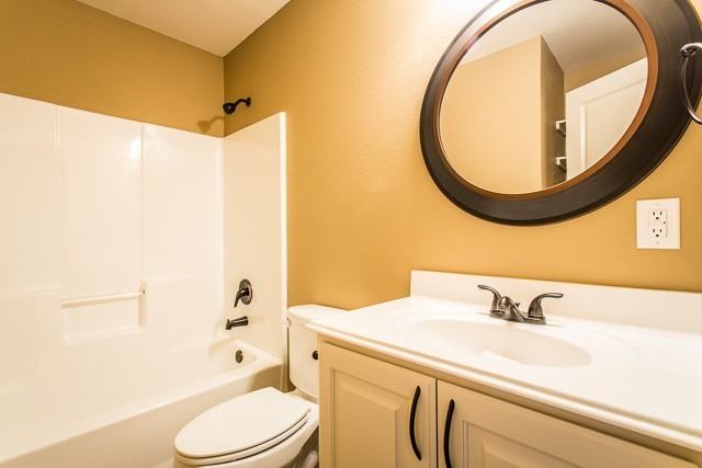 409 Noah - Photo 5 of 15