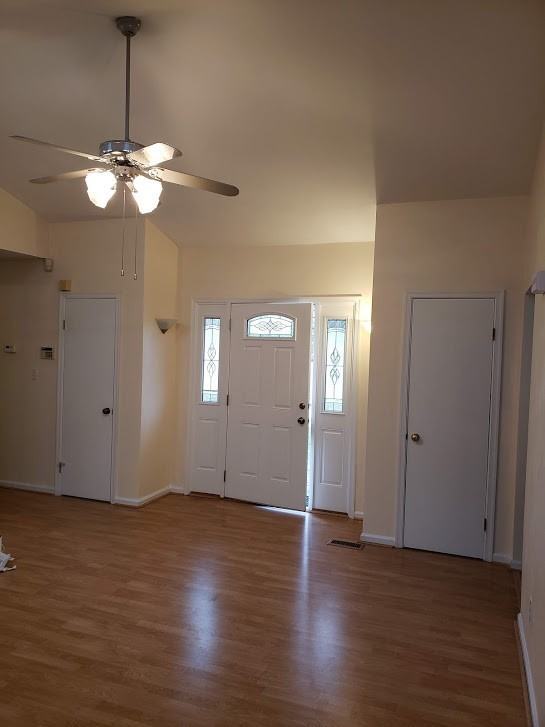 1128 Baltimore St - Photo 3 of 18