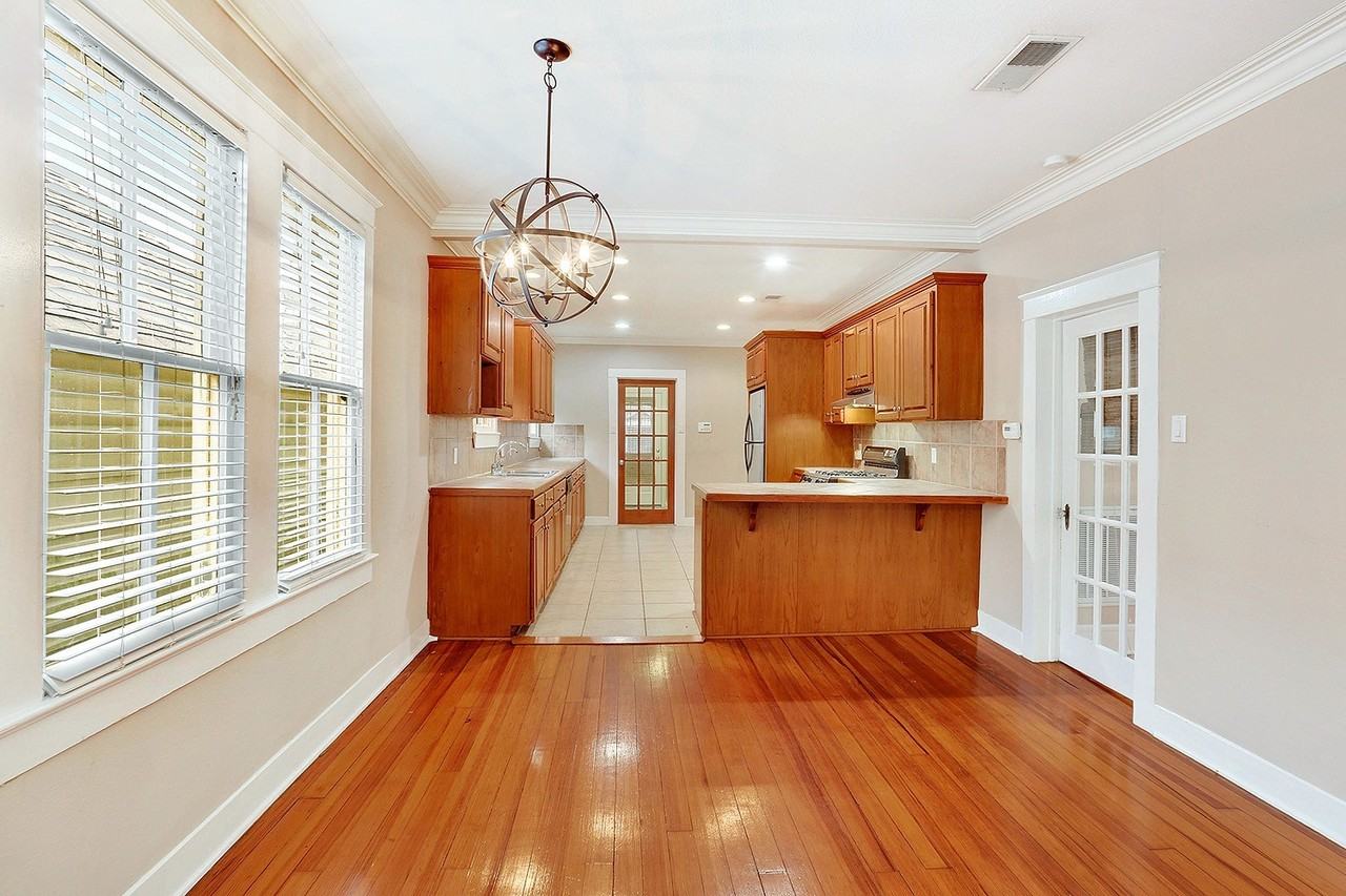 1320 Perkins Rd - Photo 3 of 24