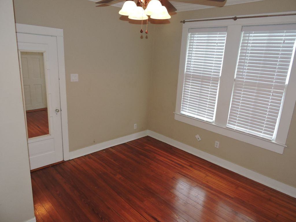 1320 Perkins Rd - Photo 5 of 24
