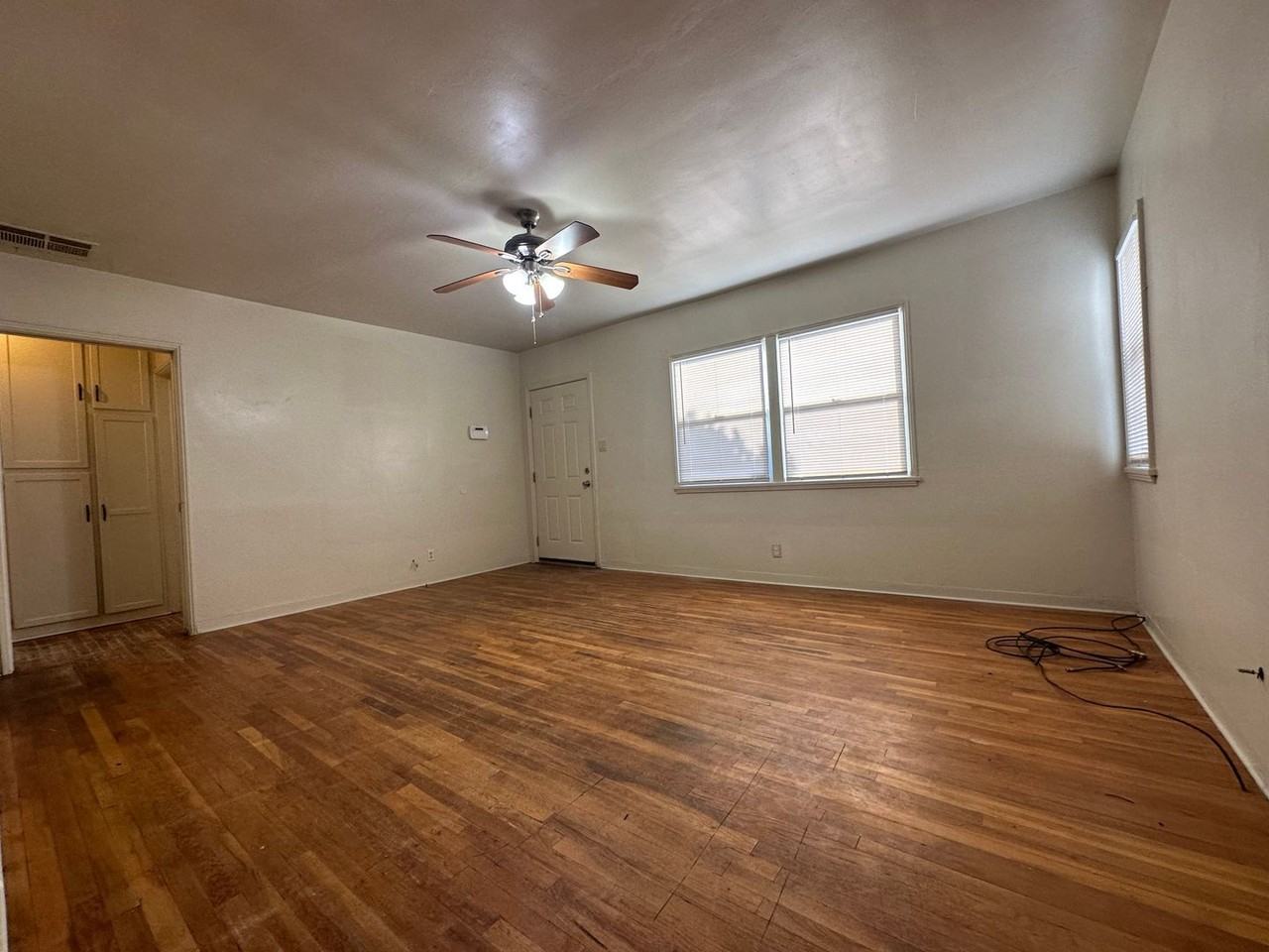 116 Franklin Avenue - Photo 2 of 11