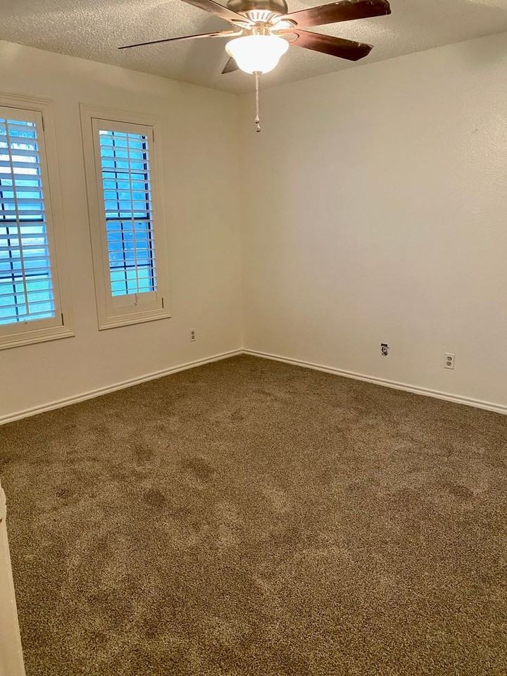 6408 Dunbar Dr - Photo 7 of 11