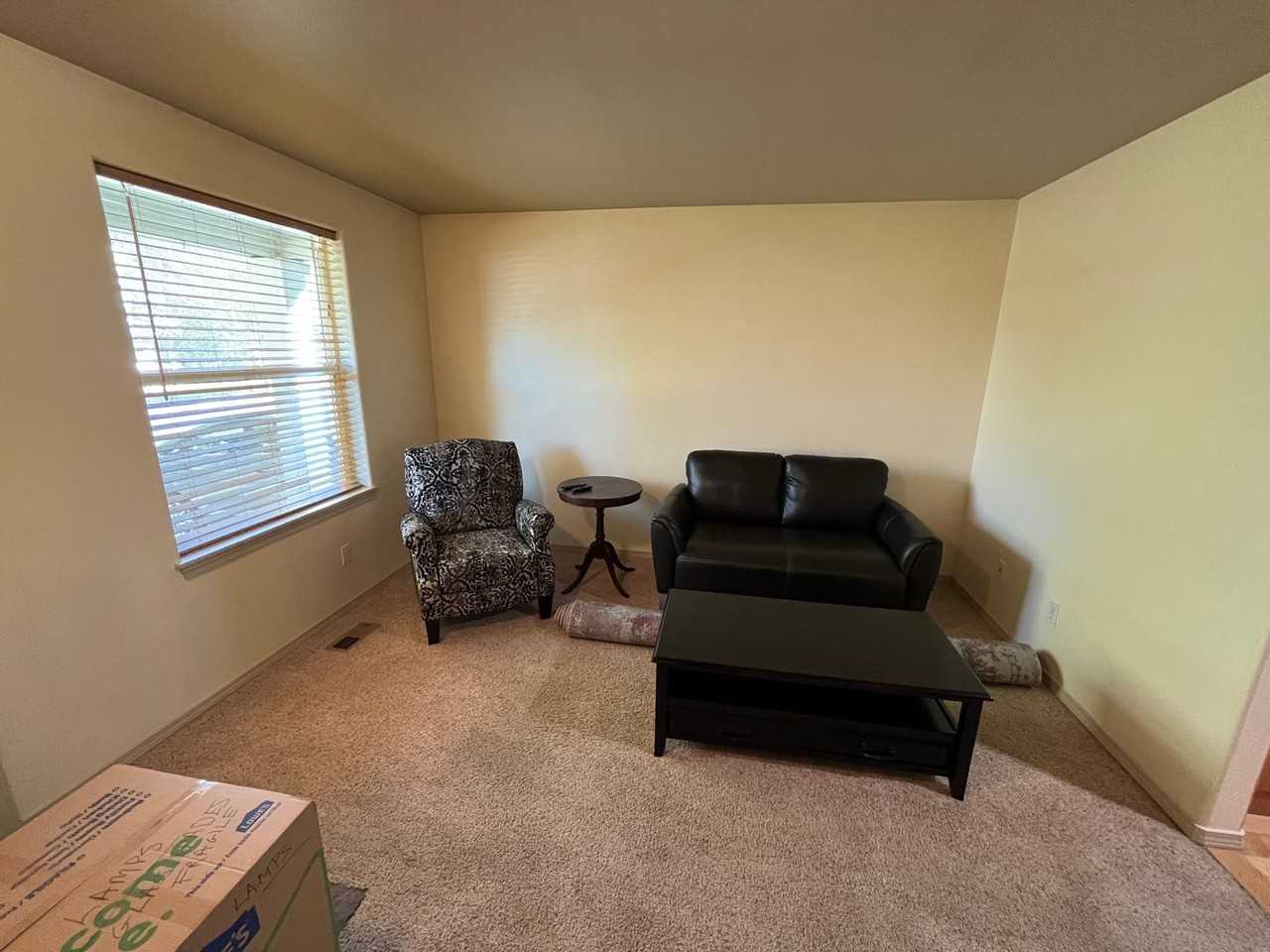 21375 Kristin Ct - Photo 3 of 17
