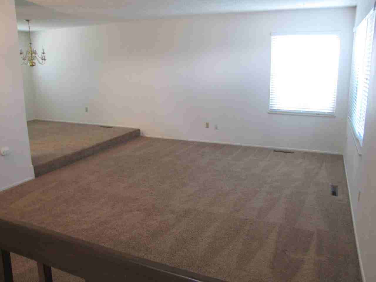 617 Gilcrest Rd - Photo 2 of 17