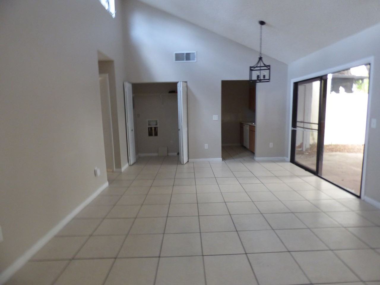 2600 Barbados Dr - Photo 6 of 12