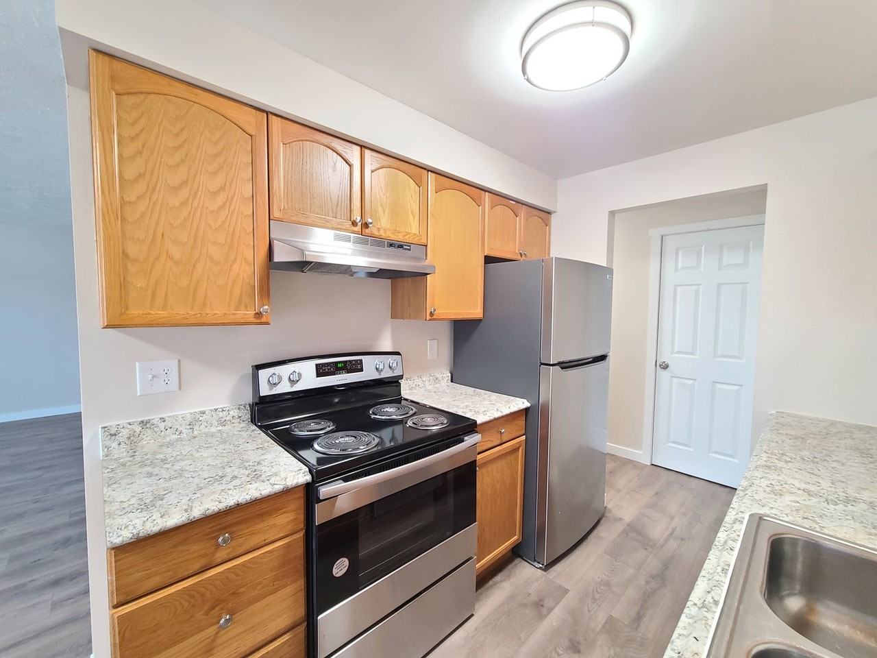 1712 W 2nd Ave - Photo 5 of 14