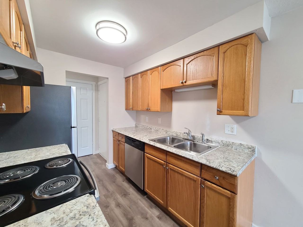 1712 W 2nd Ave - Photo 6 of 14