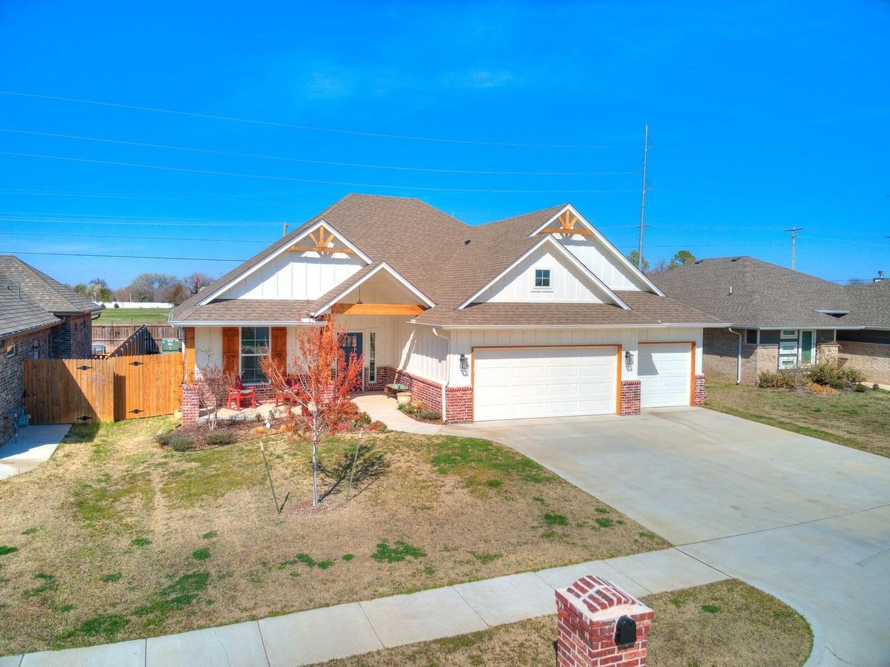 1713 Reid Pryor Rd - Photo 3 of 36