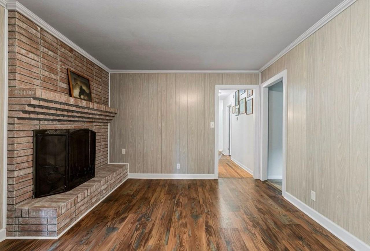921 Brookhaven Dr - Photo 4 of 13