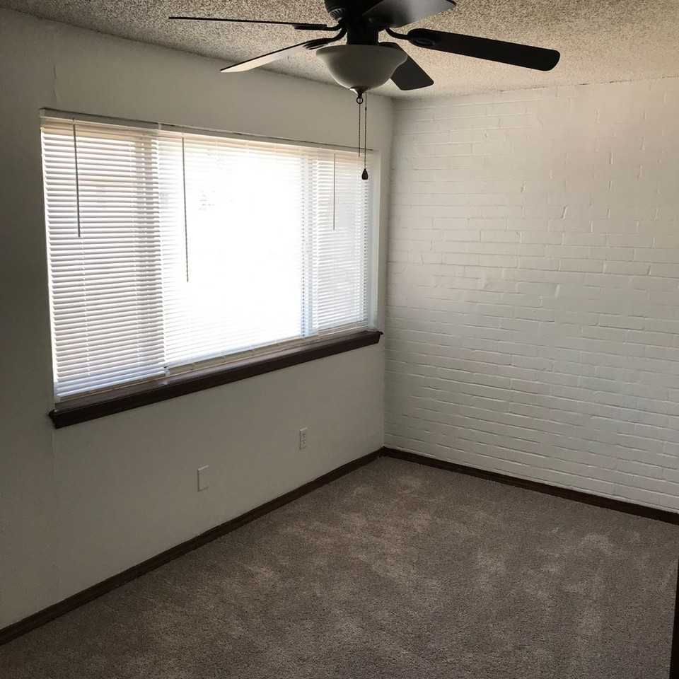 1406 1406 Bill Carroll Dr. - 1406 Bill Carroll Dr. - Photo 5 of 8