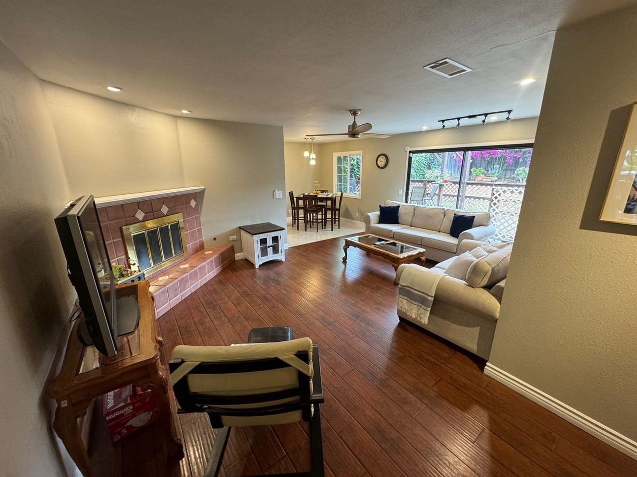 10289 Darling Rd - Photo 3 of 27