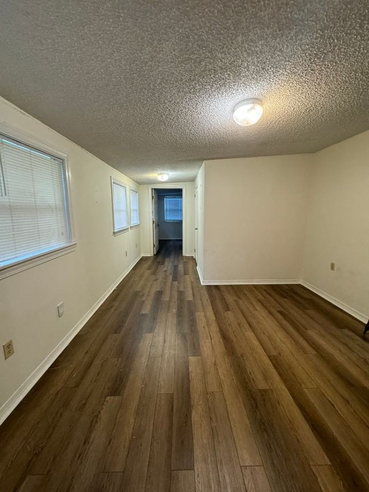 3712 Hyacinth Ave - Photo 7 of 24