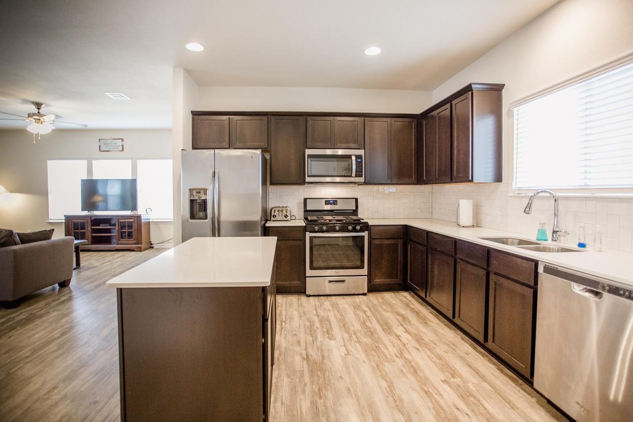 242 Mossycup Dr #242 - Photo 2 of 11