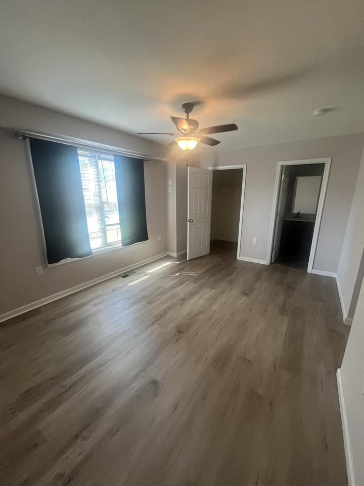 47 Sinker Dr #1 - Photo 3 of 11