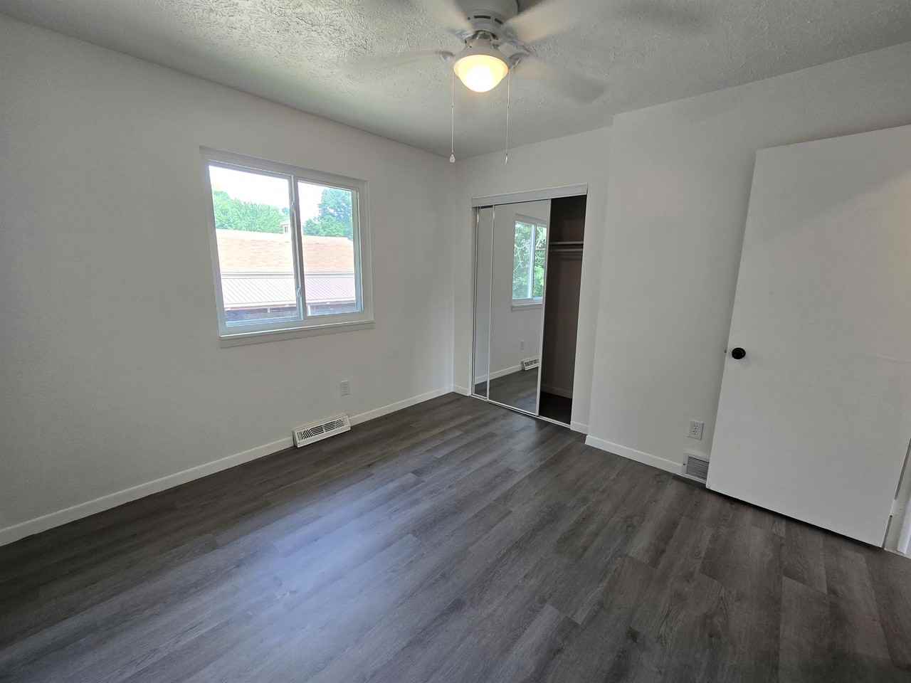 4707 Fishcreek Rd #3 - Photo 6 of 15