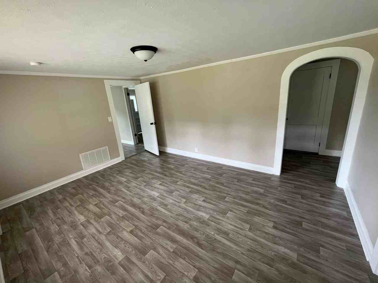 147 Governor Stokes Rd #1 - Photo 3 of 10