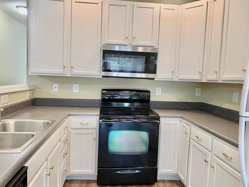 15457 Tully House Ct #1 - Photo 2 of 37