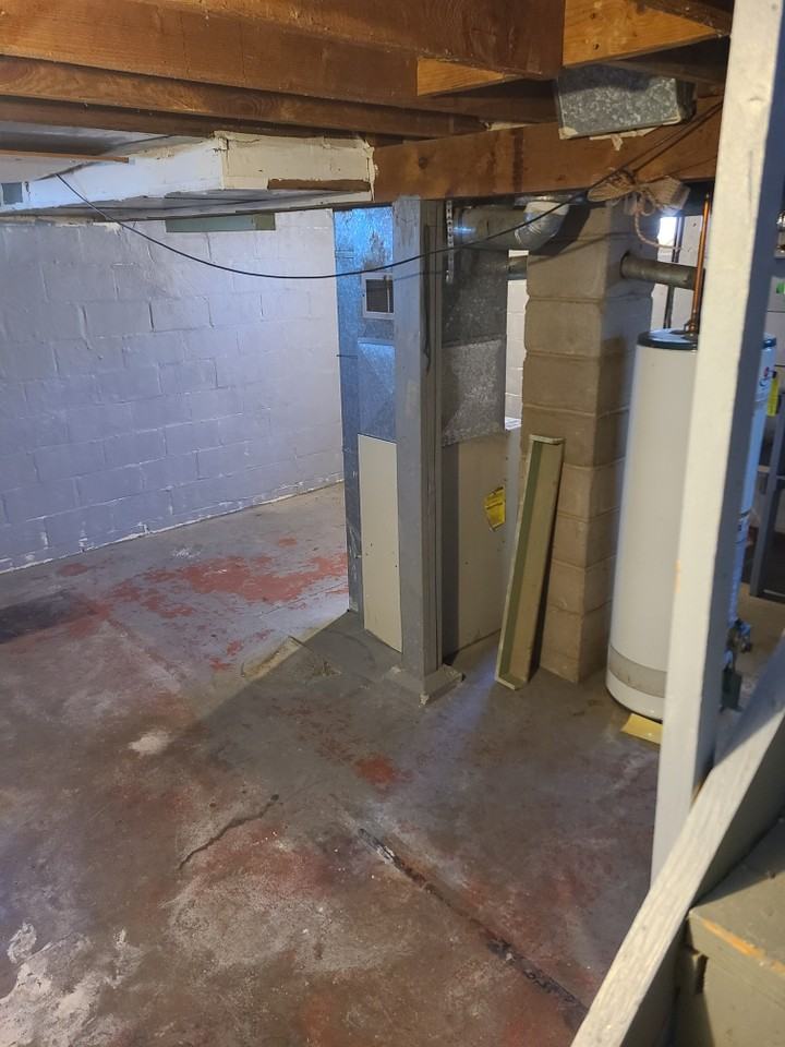 1109 West 3rd Street #2 - Photo 4 of 11