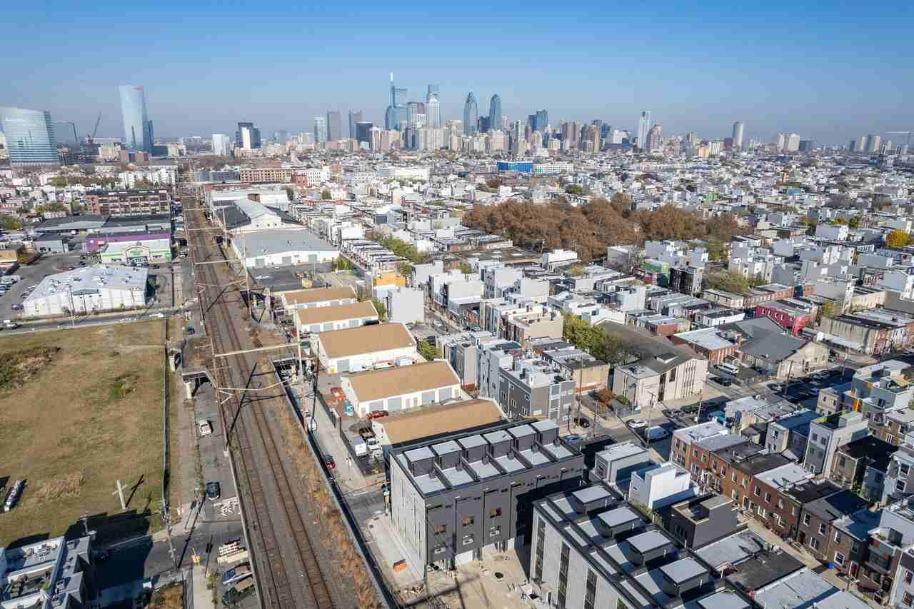 2460 Dickinson Street #1 - Photo 4 of 40