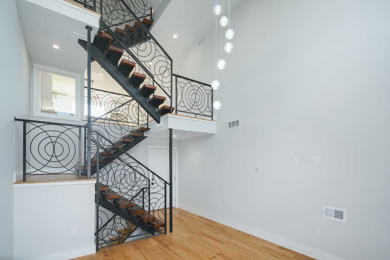 2460 Dickinson Street #1 - Photo 5 of 40