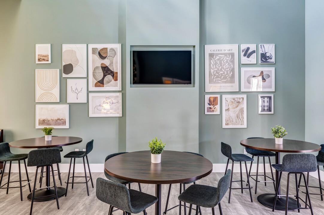 8548 W Henderson Way - Photo 6 of 50