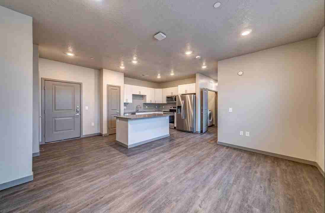 8548 W Henderson Way - Photo 6 of 50