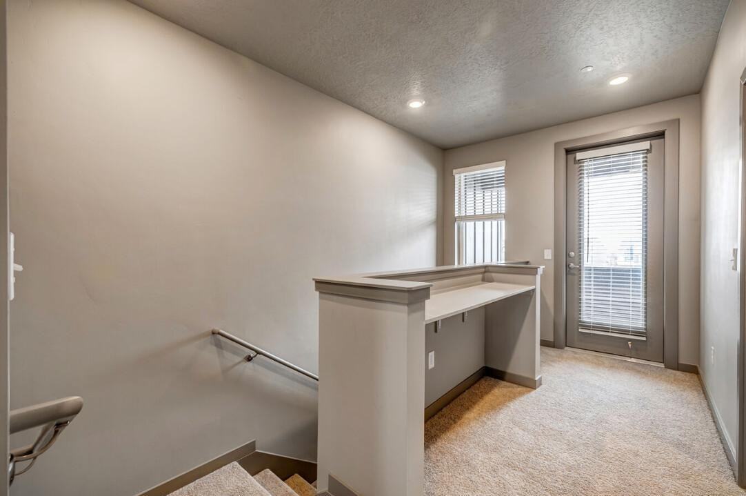 8548 W Henderson Way - Photo 5 of 50