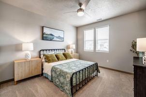 featured image of 8548 W Henderson Way