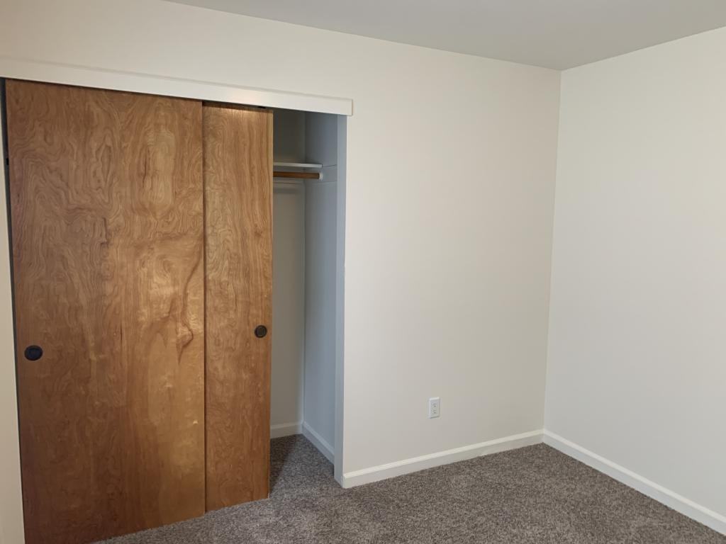 221 Nw 3rd St - Photo 7 of 20