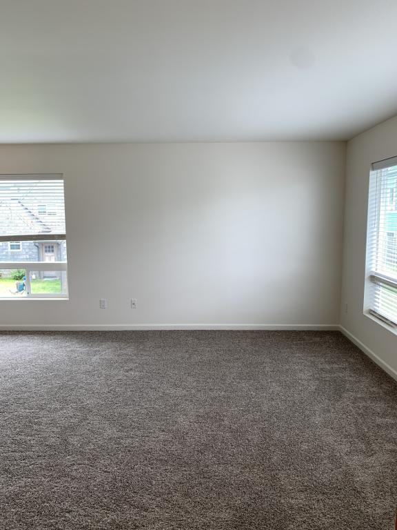 231 Nw 3rd St - Photo 4 of 11