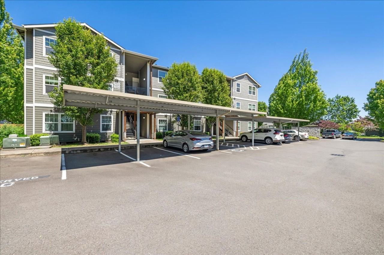 Hawks Point Apartments - Photo 2 of 50