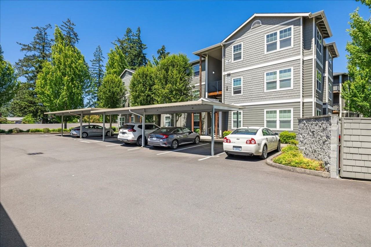 Hawks Point Apartments - Photo 4 of 50