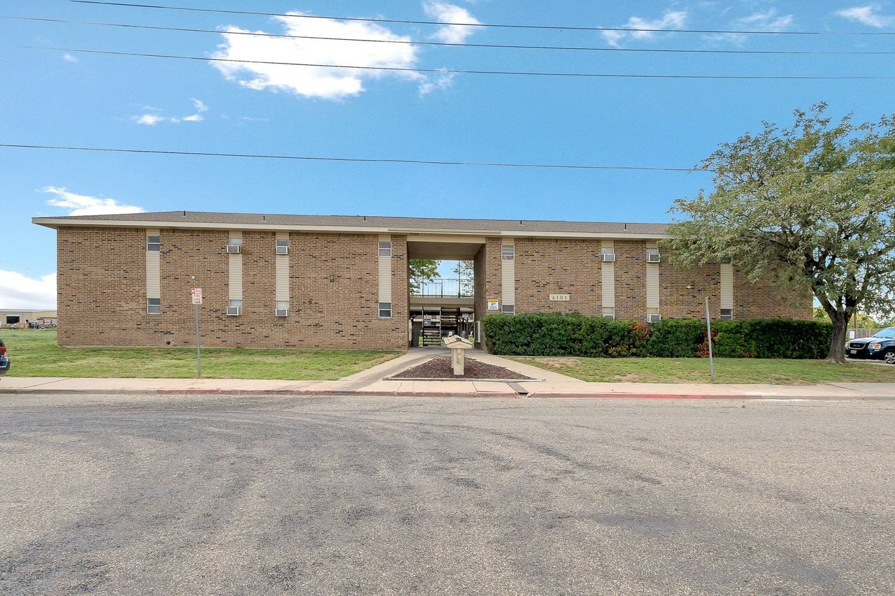 Belmont - Photo 4 of 19