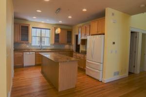 featured image of 2684 Willow St