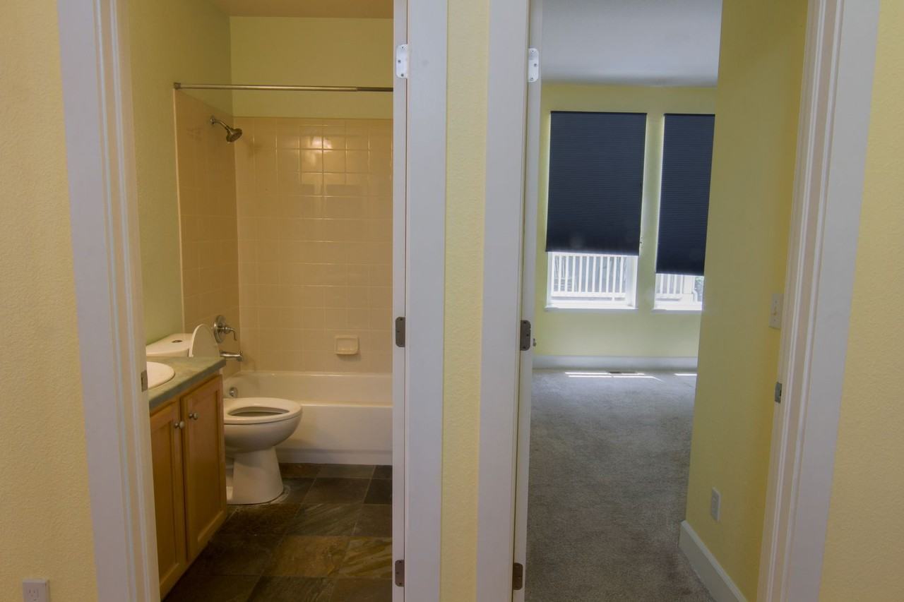 2684 Willow St - Photo 6 of 41