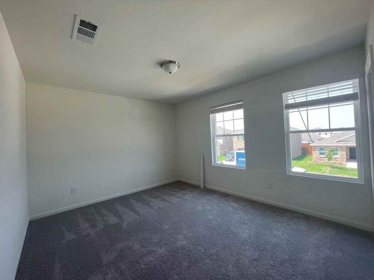10345 Castle Lyons Ln - Photo 7 of 10