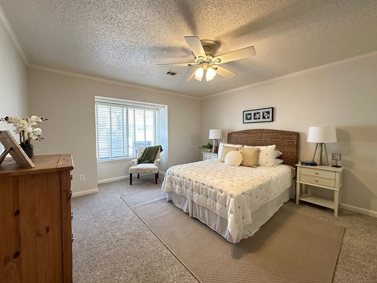 2249 Runnymead Rdg Se - Photo 2 of 50