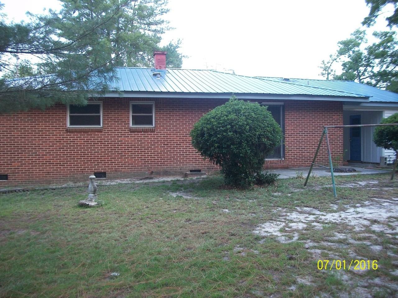 2851 Wells Dr - Photo 4 of 17
